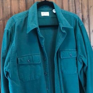 LL Bean famous chamois-cloth shirt. Green size 18
